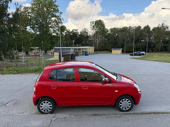 Kia Picanto 14 of 15