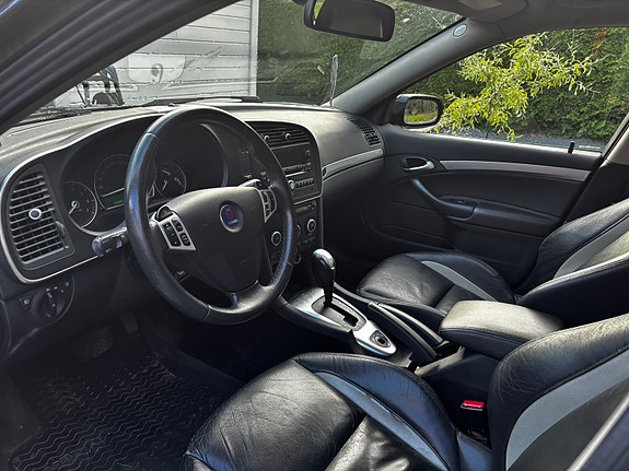 Saab 9-3 4 of 5