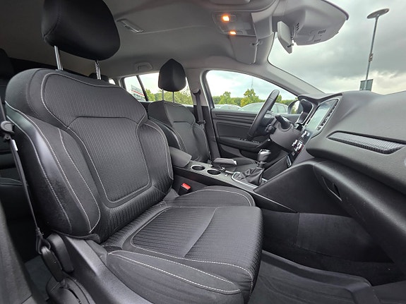 Renault Megane 10 of 13