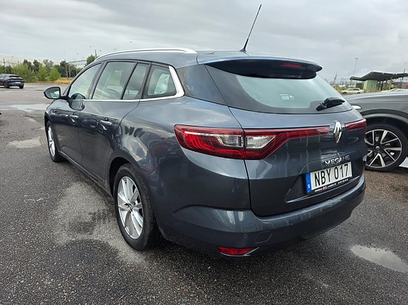 Renault Megane 2 of 13