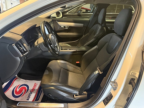 Volvo V90 6 of 17