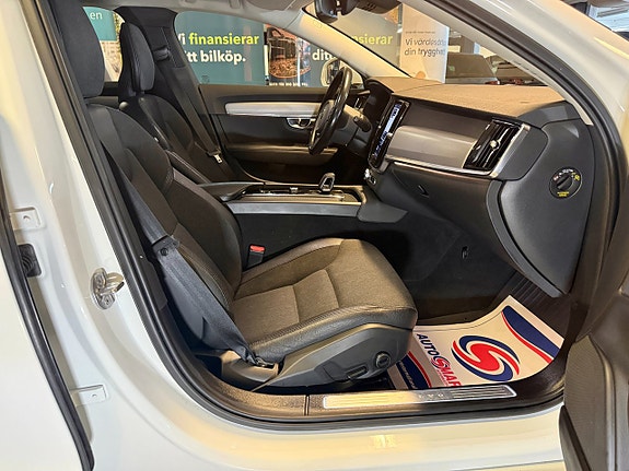 Volvo V90 5 of 17