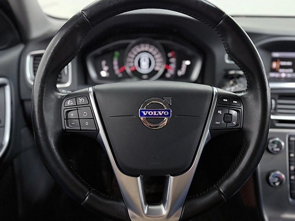 Volvo V60 14 of 20
