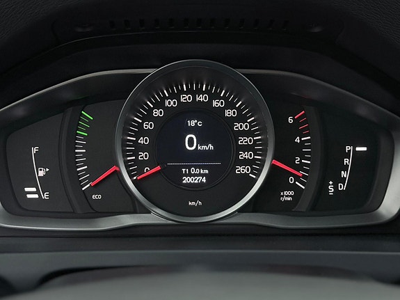 Volvo V60 15 of 20