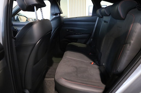 Hyundai Tucson 16 of 30