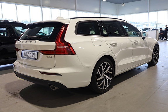 Volvo V60 5 of 26