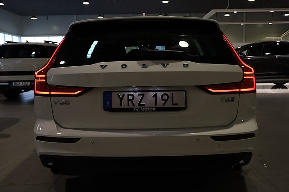 Volvo V60 9 of 26
