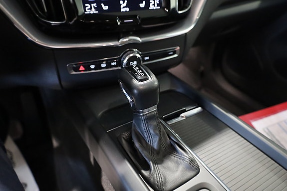 Volvo XC60 19 of 25