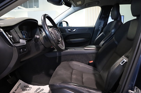 Volvo XC60 9 of 25