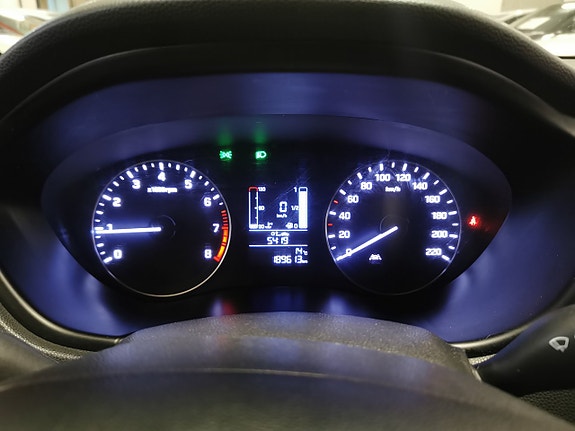 Hyundai i20 11 of 15