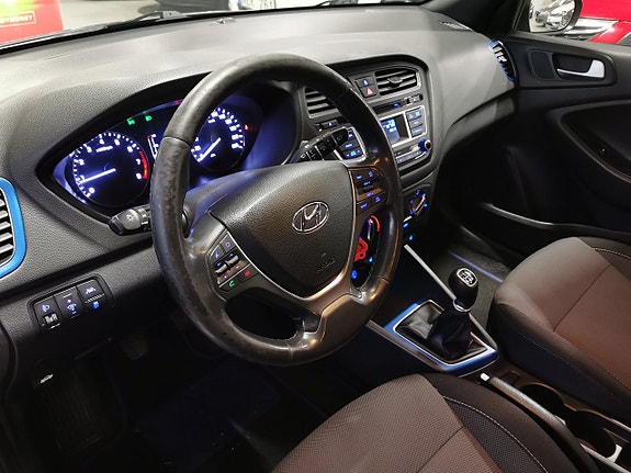 Hyundai i20 7 of 15