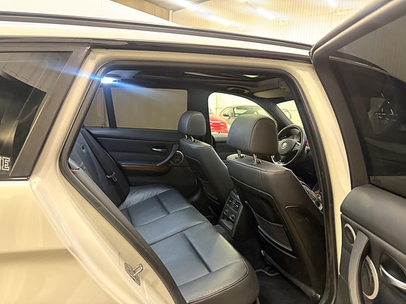 BMW 335d 23 of 30