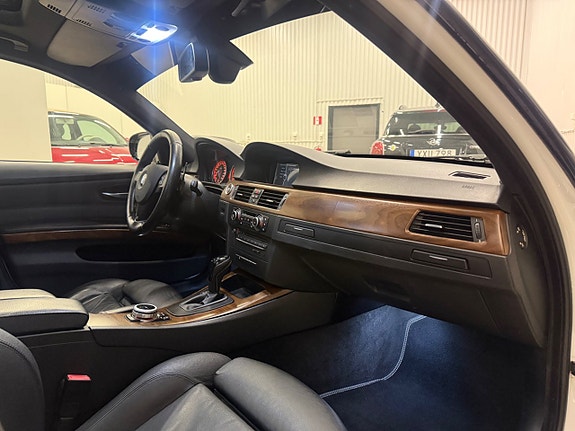 BMW 335d 21 of 30