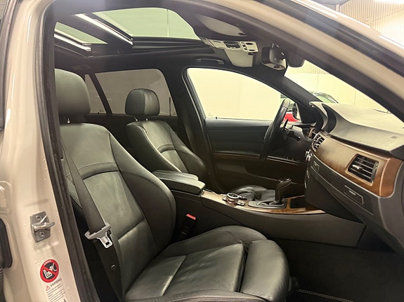 BMW 335d 25 of 30