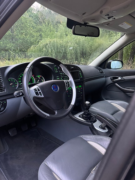 Saab 9-3 5 of 12