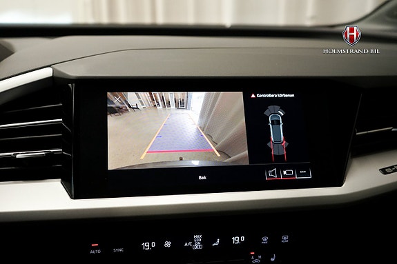 Audi Q4 e-tron 17 of 22