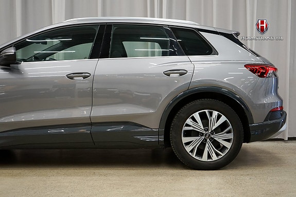 Audi Q4 e-tron 8 of 22