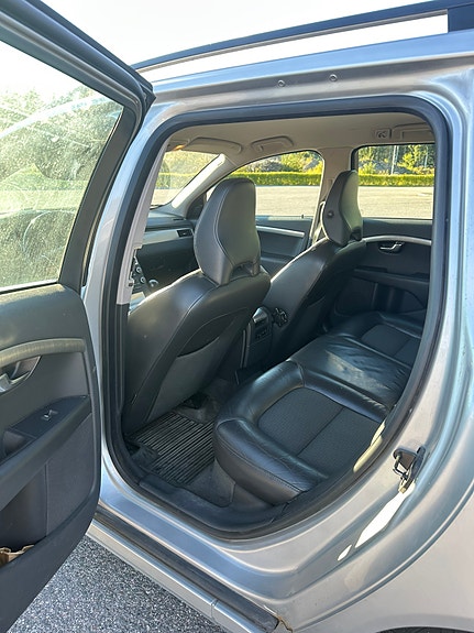 Volvo V70 6 of 6