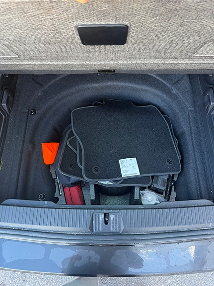 Volkswagen Passat 13 of 14