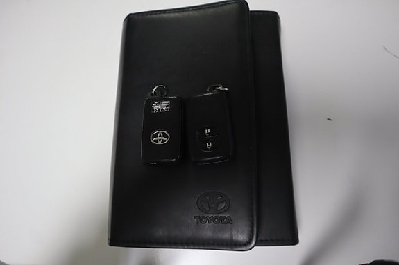 Toyota Prius+ 17 of 17