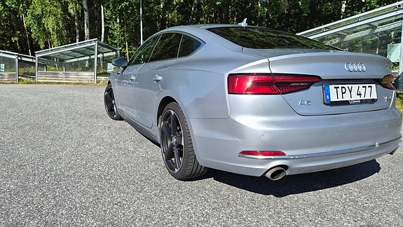 Audi A5 4 of 15