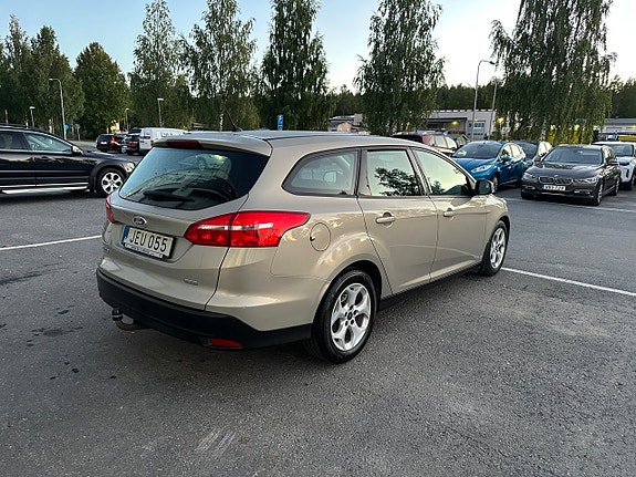 Ford Focus 3 of 11
