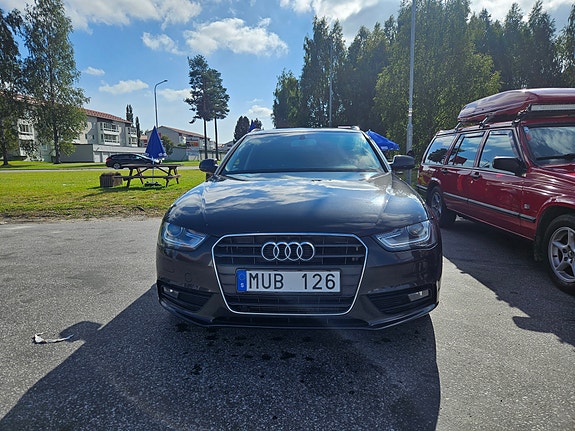 Audi A4 4 of 7