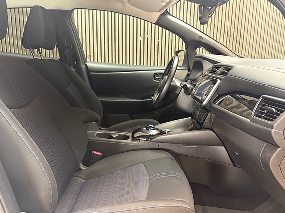 Nissan Leaf 15 of 17