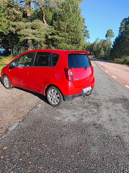Mitsubishi Colt 4 of 8