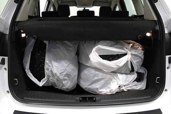 Ford C-Max 17 of 28