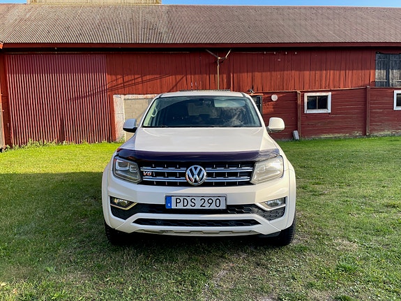 Volkswagen Amarok 2 of 5