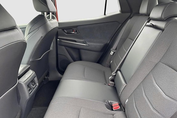 Toyota C-HR 11 of 12