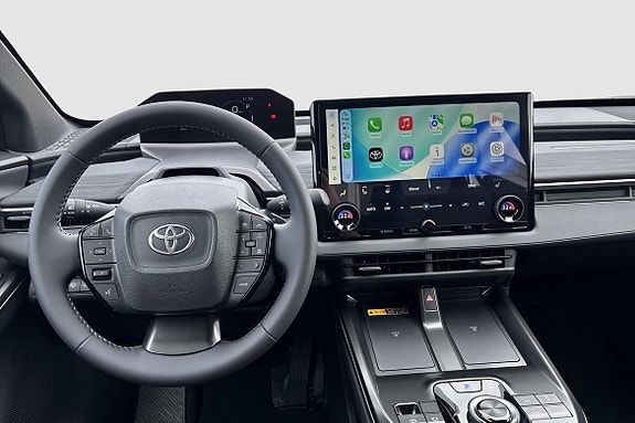Toyota C-HR 8 of 12