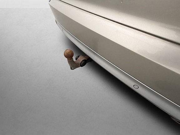 Volvo XC90 11 of 30