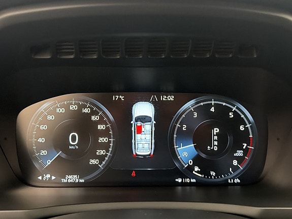 Volvo XC90 21 of 30