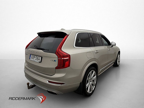 Volvo XC90 8 of 30