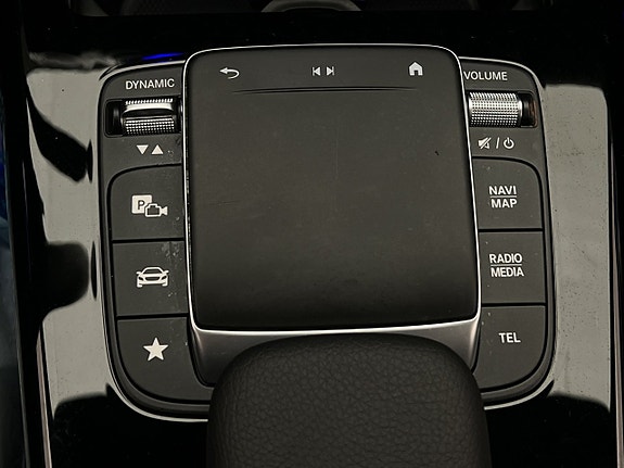 Mercedes-Benz CLA200 26 of 30