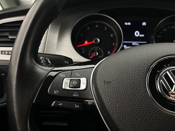 Volkswagen Golf V 19 of 29