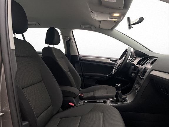 Volkswagen Golf V 15 of 29