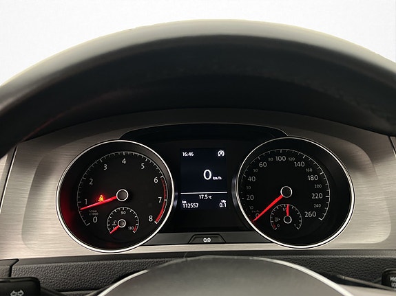 Volkswagen Golf V 18 of 29