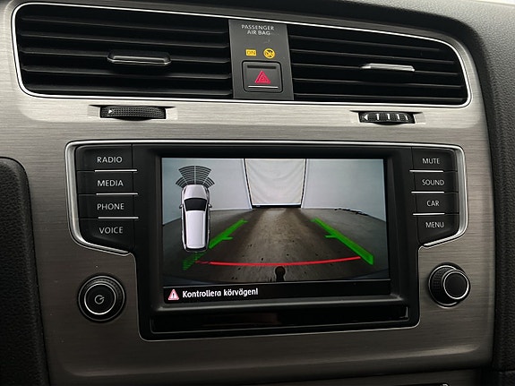 Volkswagen Golf V 22 of 29