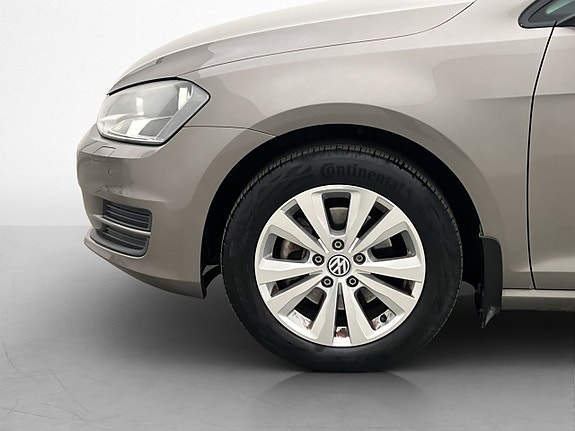 Volkswagen Golf V 26 of 29