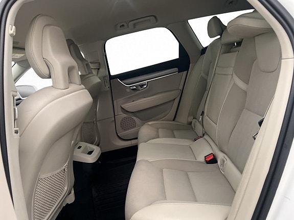 Volvo V90 18 of 30