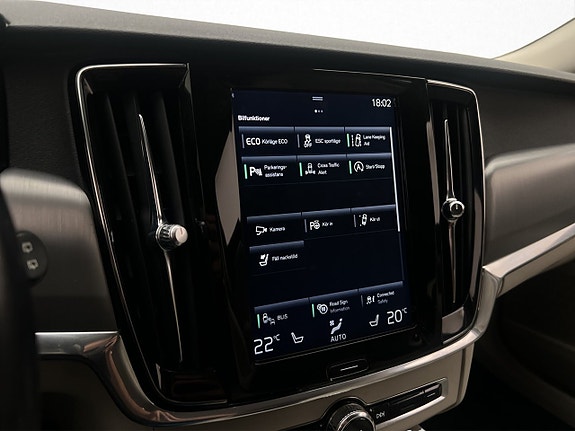 Volvo V90 24 of 30