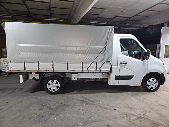 Opel Movano 4 of 9