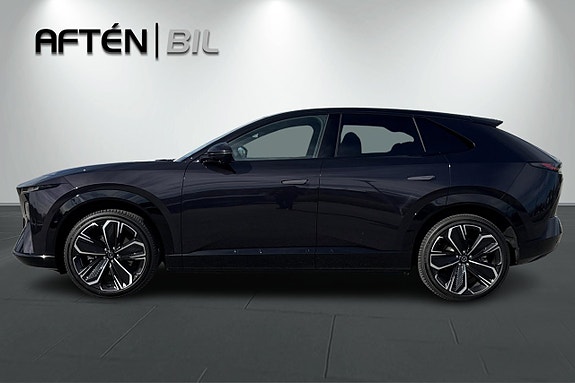 Mazda CX-6e 10 of 30