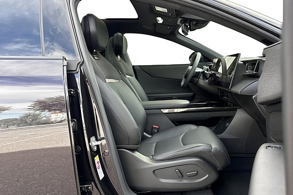 Mazda CX-6e 15 of 30