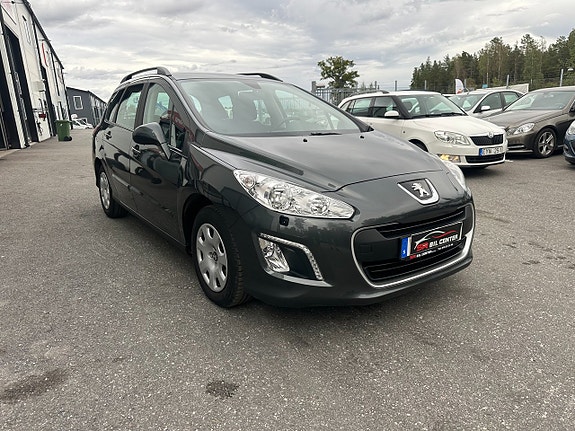 Peugeot 308 SW 2 of 20