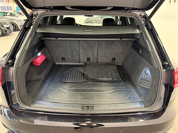 Volkswagen Touareg 22 of 24