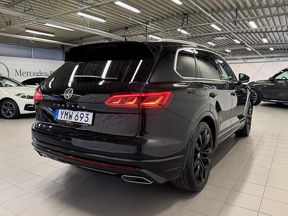 Volkswagen Touareg 9 of 24